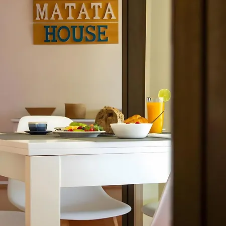 Hakuna Matata House * アルヴォル